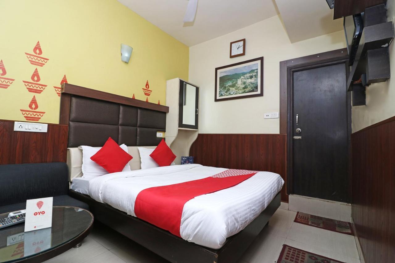 Oyo 2075 Hotel Kota Royal Exterior photo